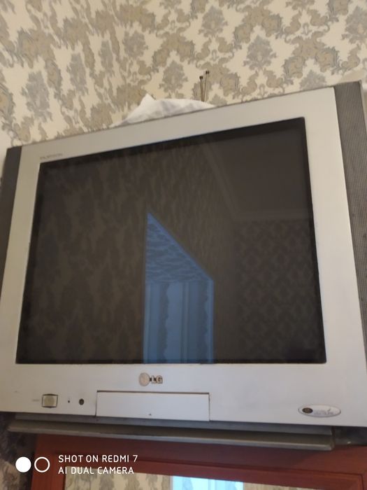 Продается телевизор LG бу