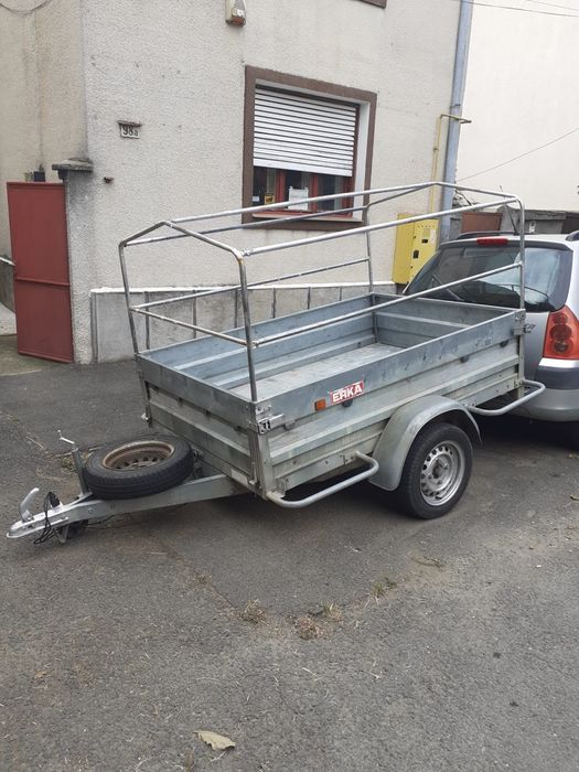 Vând Remorcă recent înmatriculată