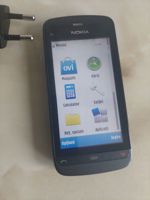 Vând Nokia C5-03 în perfectă stare, codat VodafoneRO //poze reale