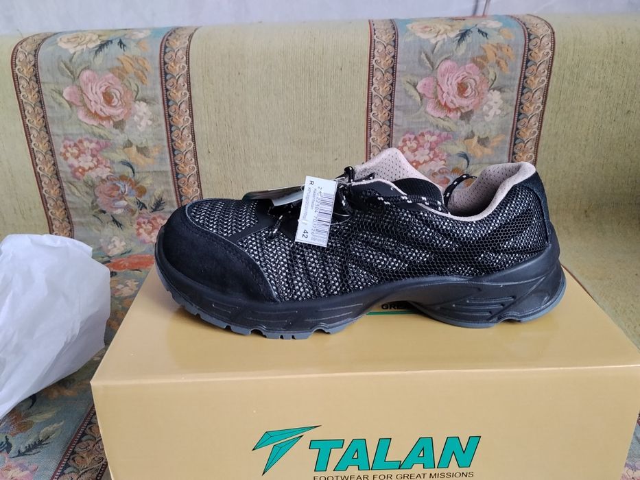 Продаю ботинки рабочие новые