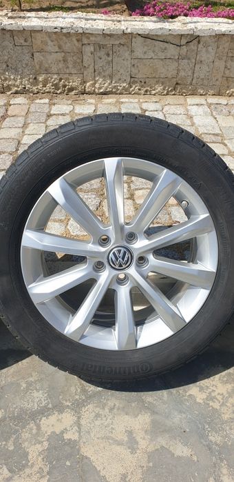 Оригинални лети джанти 17 цола 5х112 от Пасат В8.