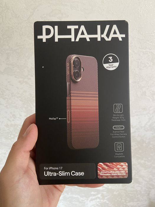 Чехол Pitaka iPhone 17