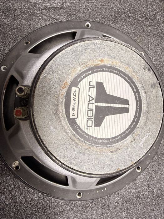 JL audio 10W1v2-4