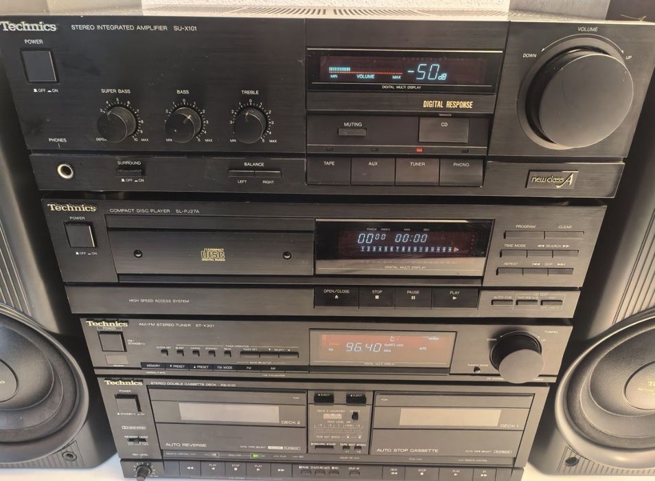 Amplificator Technics SU X101 deck RS X101 Tuner ST X301 CD player SL PJ27A Boxe SB  CH610 bass reflex telecomanda programabila