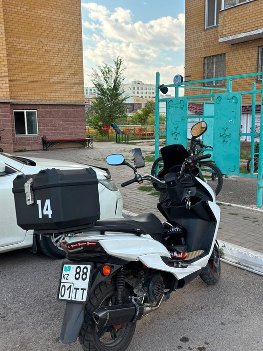 продам скутер макси