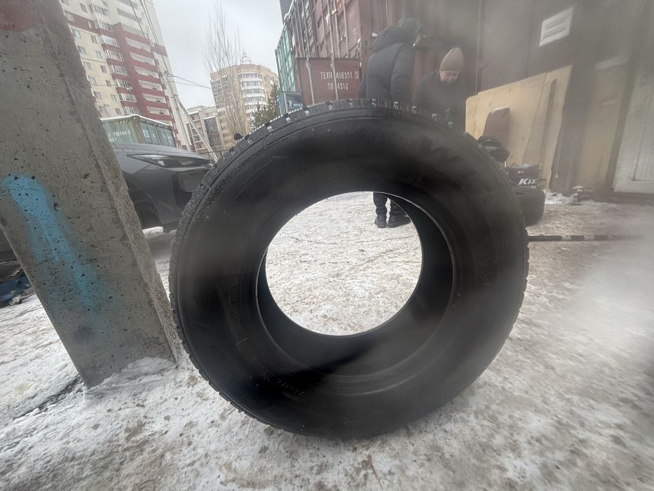 Резина зимнняя авто