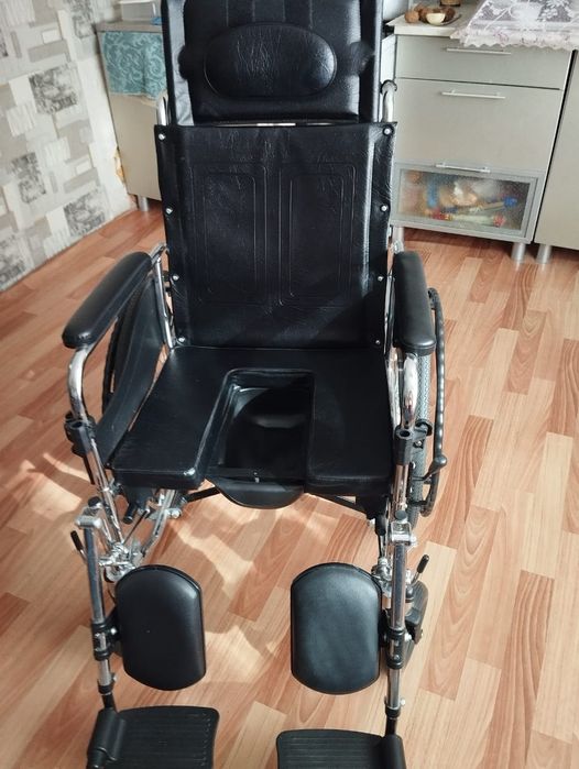 Инвалидная коляска