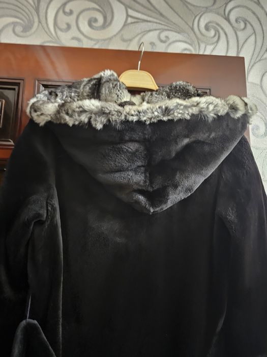 Продам норковую шубу