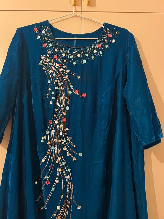 Платье для женщин