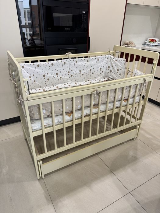 Детская кроватка Bambini