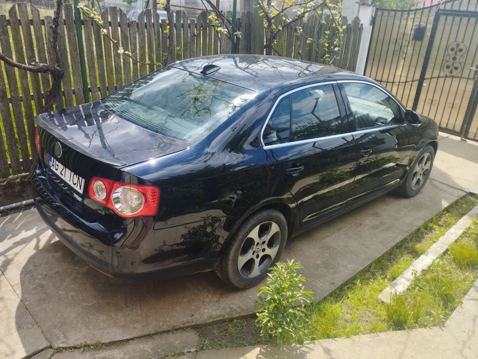 VOLKSWAGEN Jetta 2007 — imagine 3