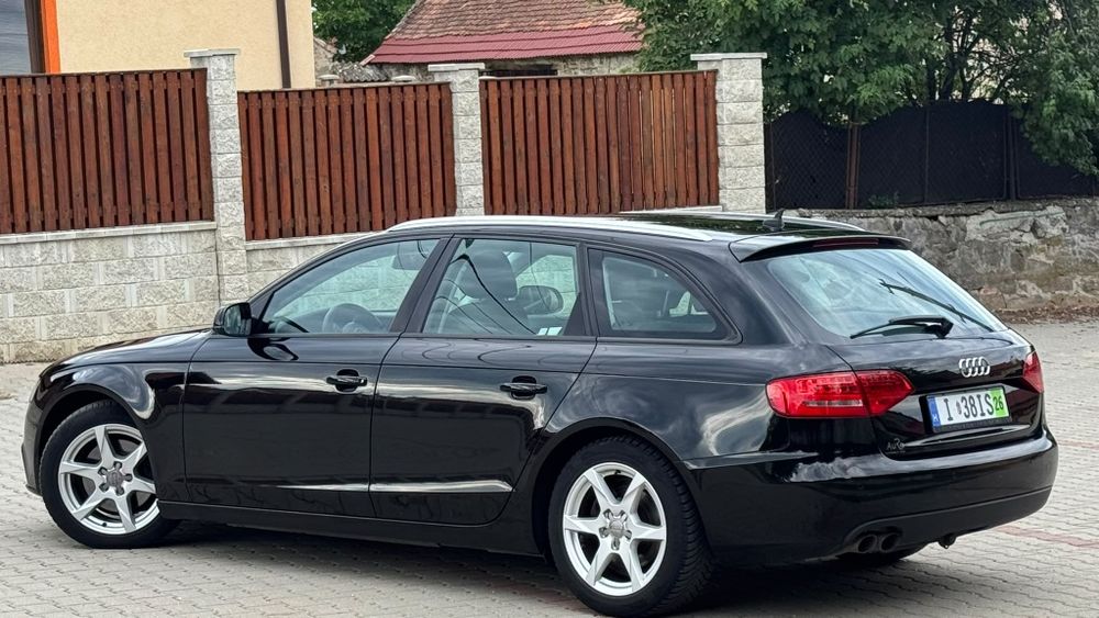 AUDI A4 Avant 2011 — imagine 3