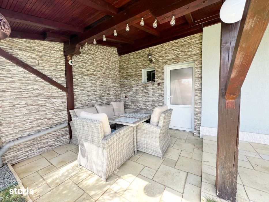 Casa 3 camere de vanzare in Cartierul Nou, Nojorid