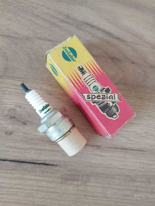 Запалителни свещи Isolator