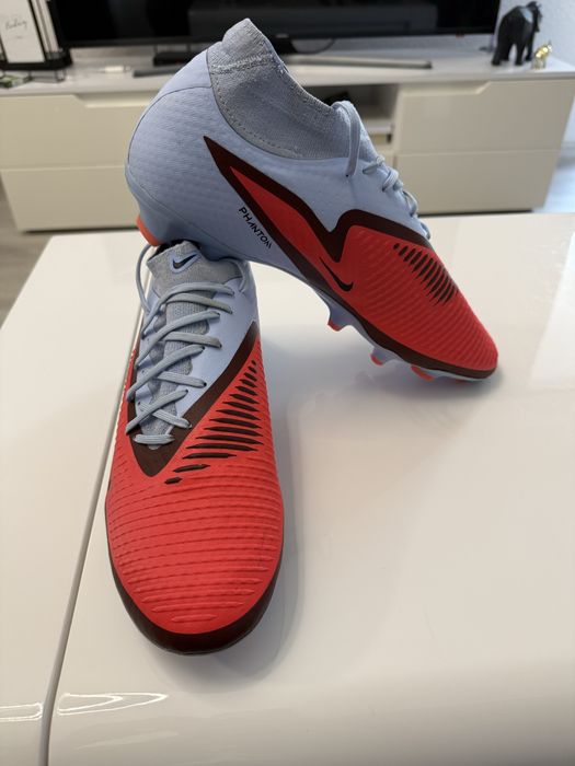 Бутонки Nike Phantom