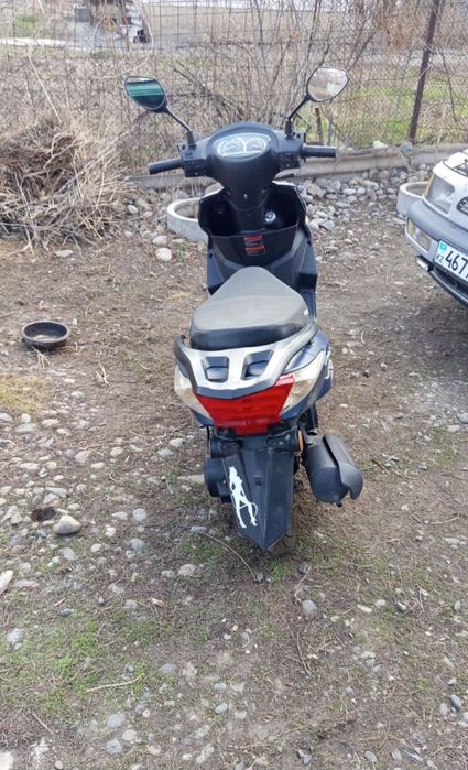 Продам м8 мопед почти новый