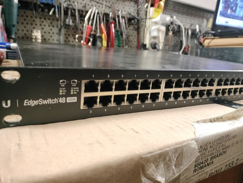 Ubiquiti Edge Switch Retea 48 porturi Gigabit