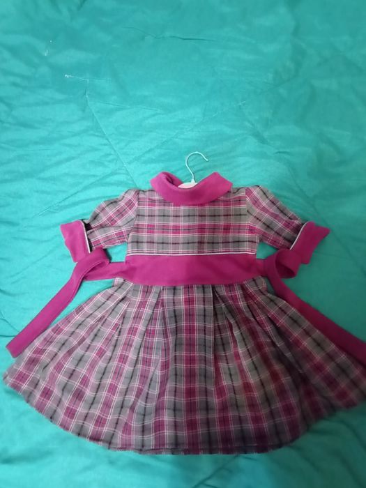 Продам платья детские