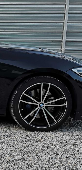 BMW 330 E PLUNING hibrid 2000kуб 230k бензин ток. Колата е 2020г.