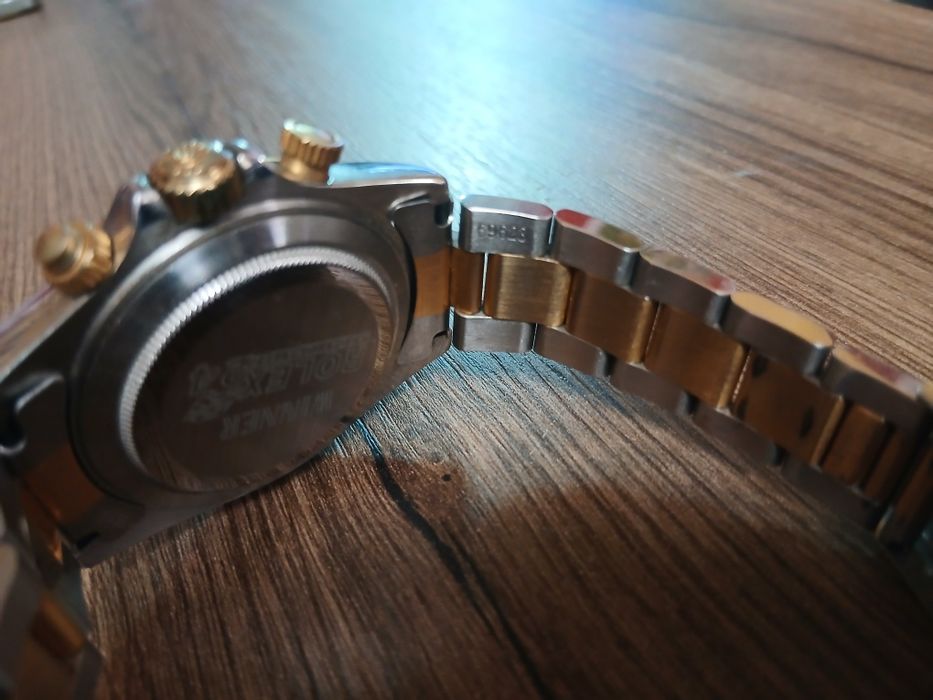 Vând ceas in stare perfecta de functionare automat