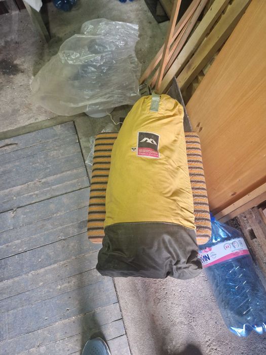 Палатка двуместна