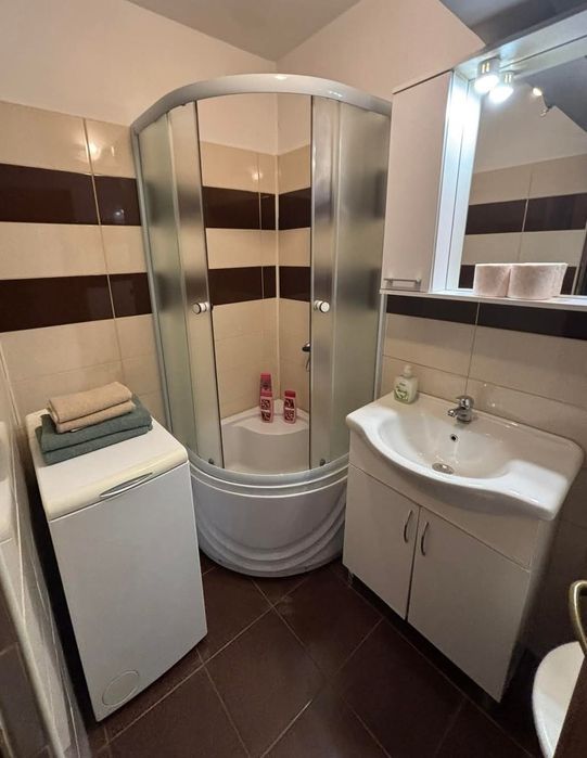 Apartament de Închiriat - Lângă Facultatea de Stomatologie