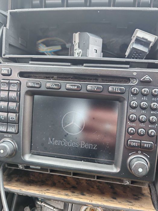 Оригинална навигация за Мерцедес W210