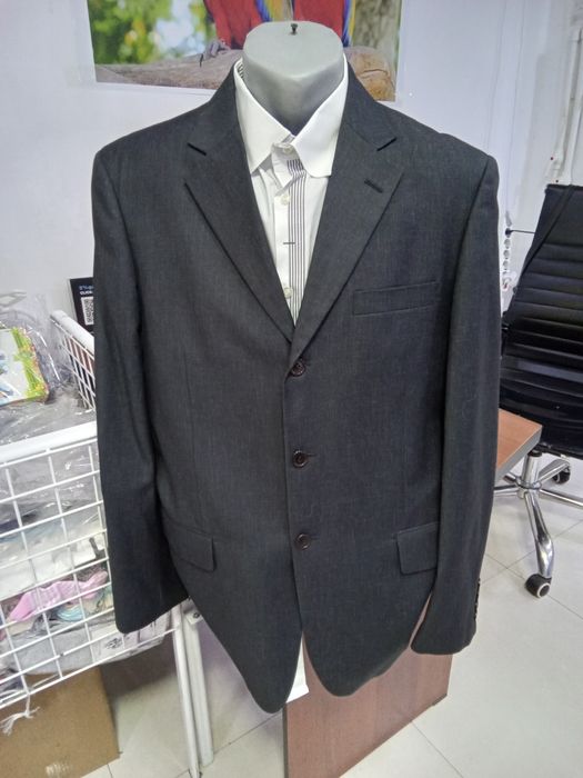 Продаю костюм пиджак + брюки. Осень-весна. Б. У.