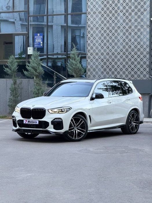 Bmw X5 M50i 4.4 twin power turbo Full