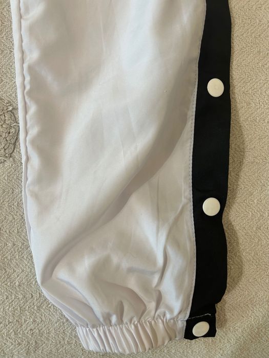 Бял панталон Nike