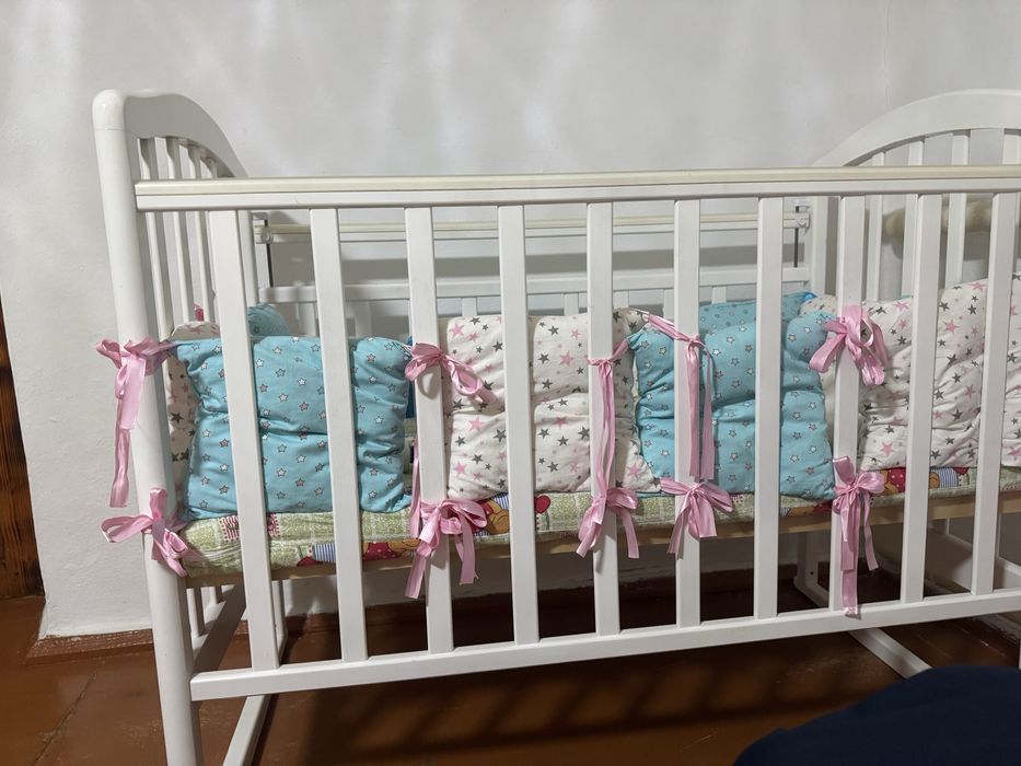 Кроватка в отличном состоянии