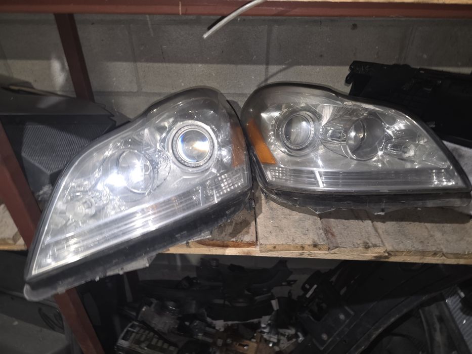 Фарове за Mercedes GL 2008 година ксенон