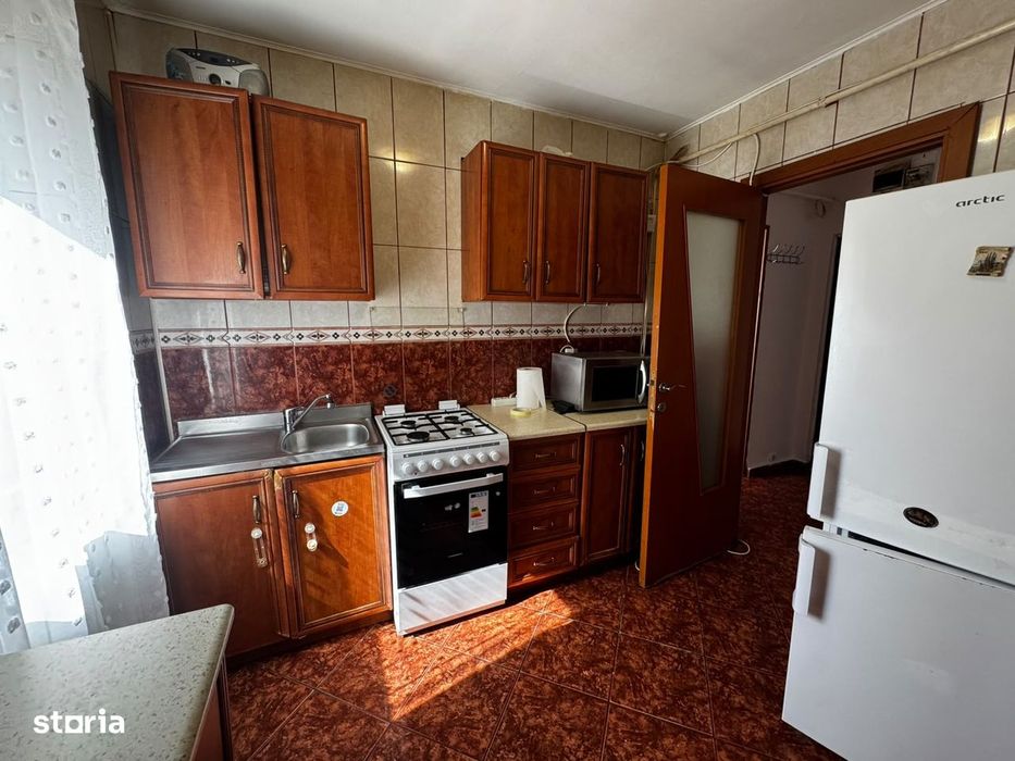 Apartament cu 3 camere Podu Ros Blvd. Primaverii