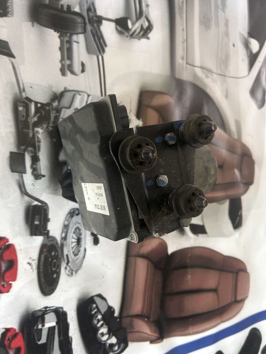 Pompa abs Audi a4 b8 2011