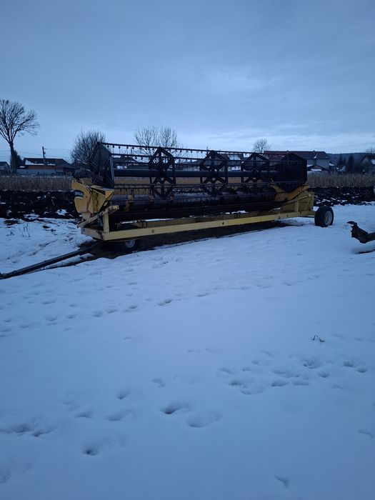 Vând combină New Holland cx 840