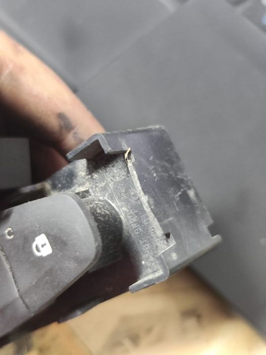 Buton avarii e3160101 Dacia Logan 2 [2013 - 2016]