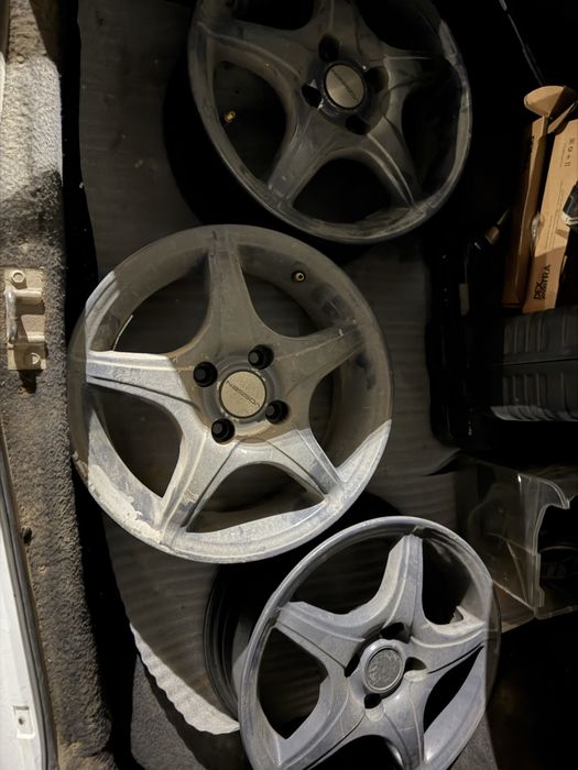 Сатылады. R14. Ваздарға келеді