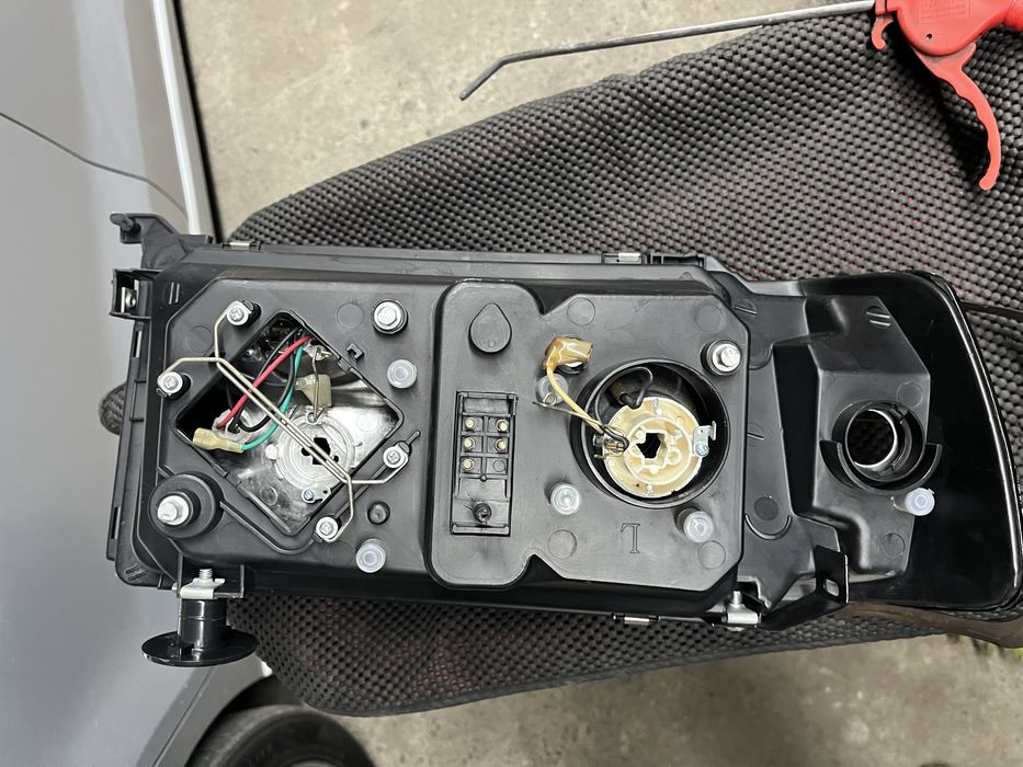 Фары Mersedes w 124