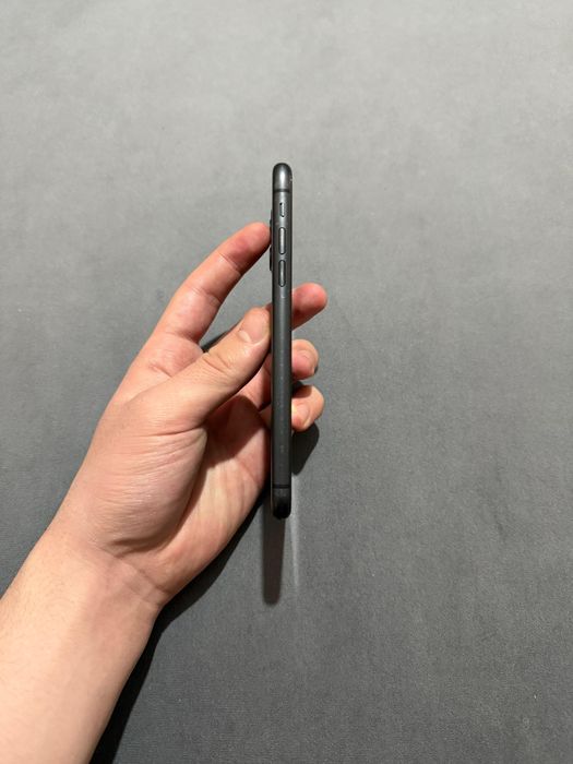 iPhone 11 128гб В отличном состоянии