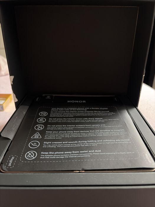 Honor magic v5 gold ca nou, garantie 2027, factura