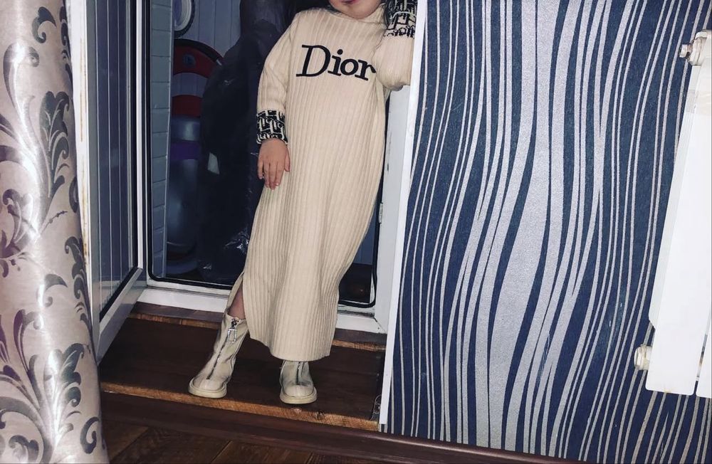 Продам вещи для девочек