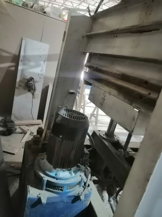 Мойли Горячий пресс сотилади