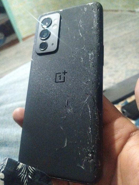 OnePlus 9RT Срочно