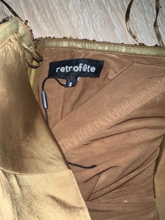 Бутикова Официална рокля с пайети Retrofete