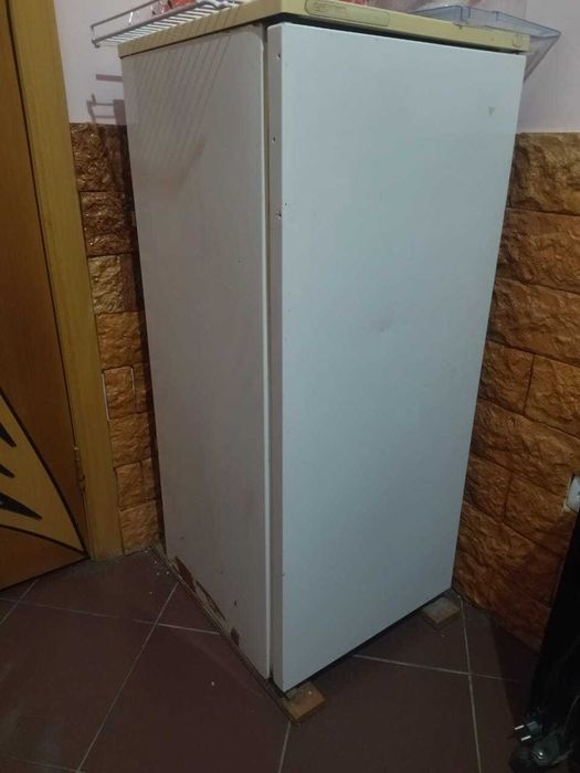 Холодильник Саратов б/у