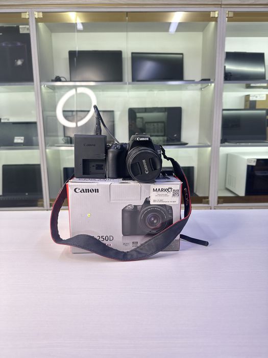 Canon EOS 250D EF