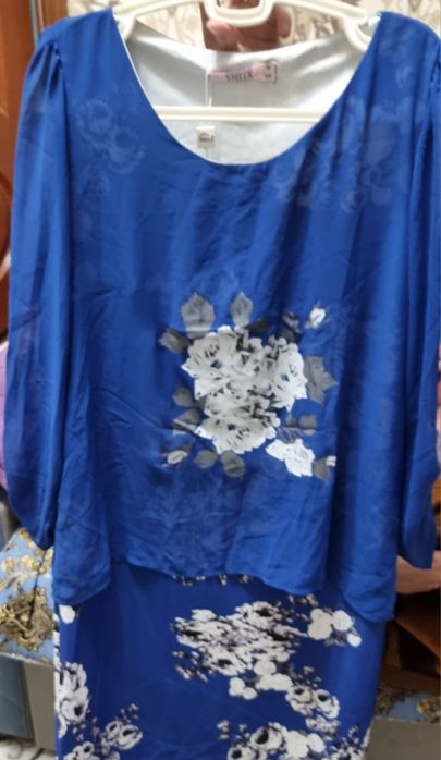 Продаются платья,кофточка. Всё новое. Размер 48 советский