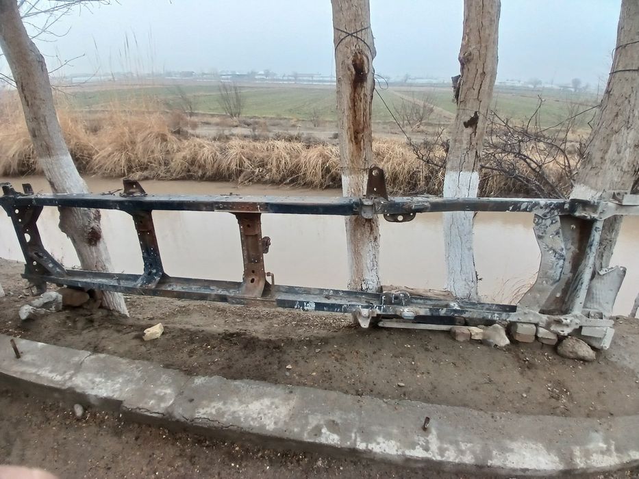 Зил 4502-рама сотилади.