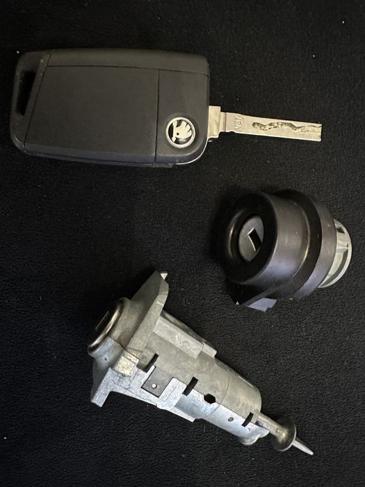 Cheie, contact, incuietoare Skoda Fabia 2019