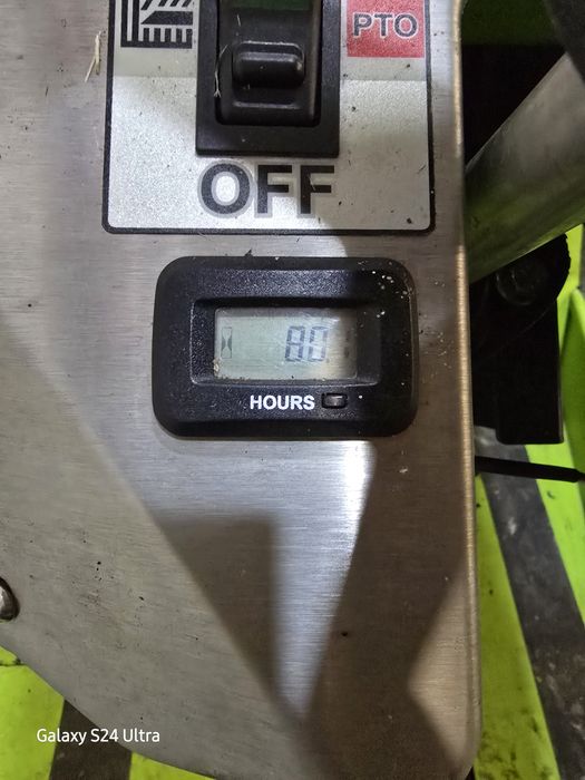 Tractoras Grillo 9.18, tuns gazon,